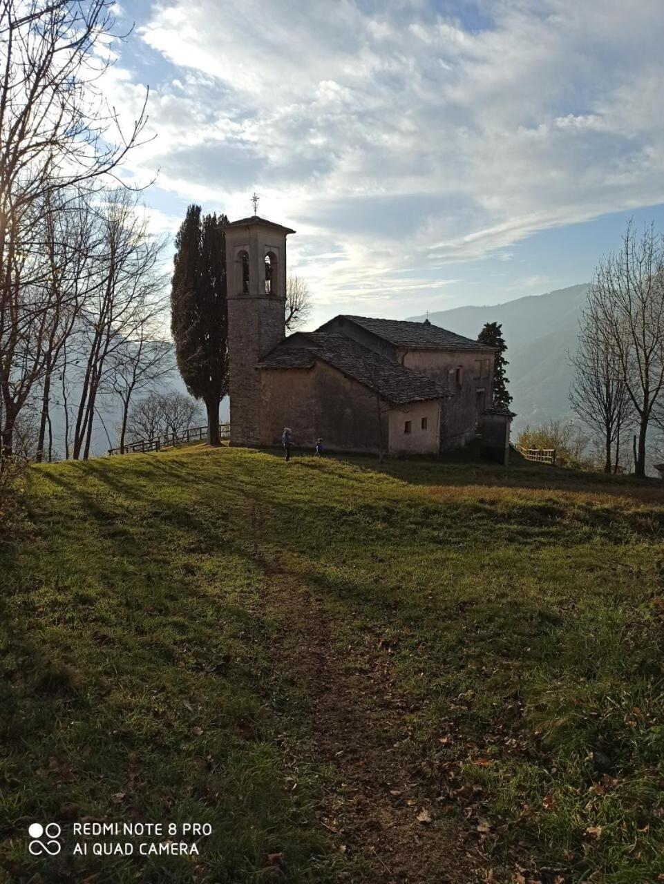 บีแอนด์บี เล แมกโนเลีย Bed & Breakfast Faggeto Lario ภายนอก รูปภาพ